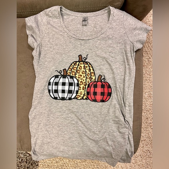 Fall Maternity T-Shirt Size Small NEW - Picture 1 of 2